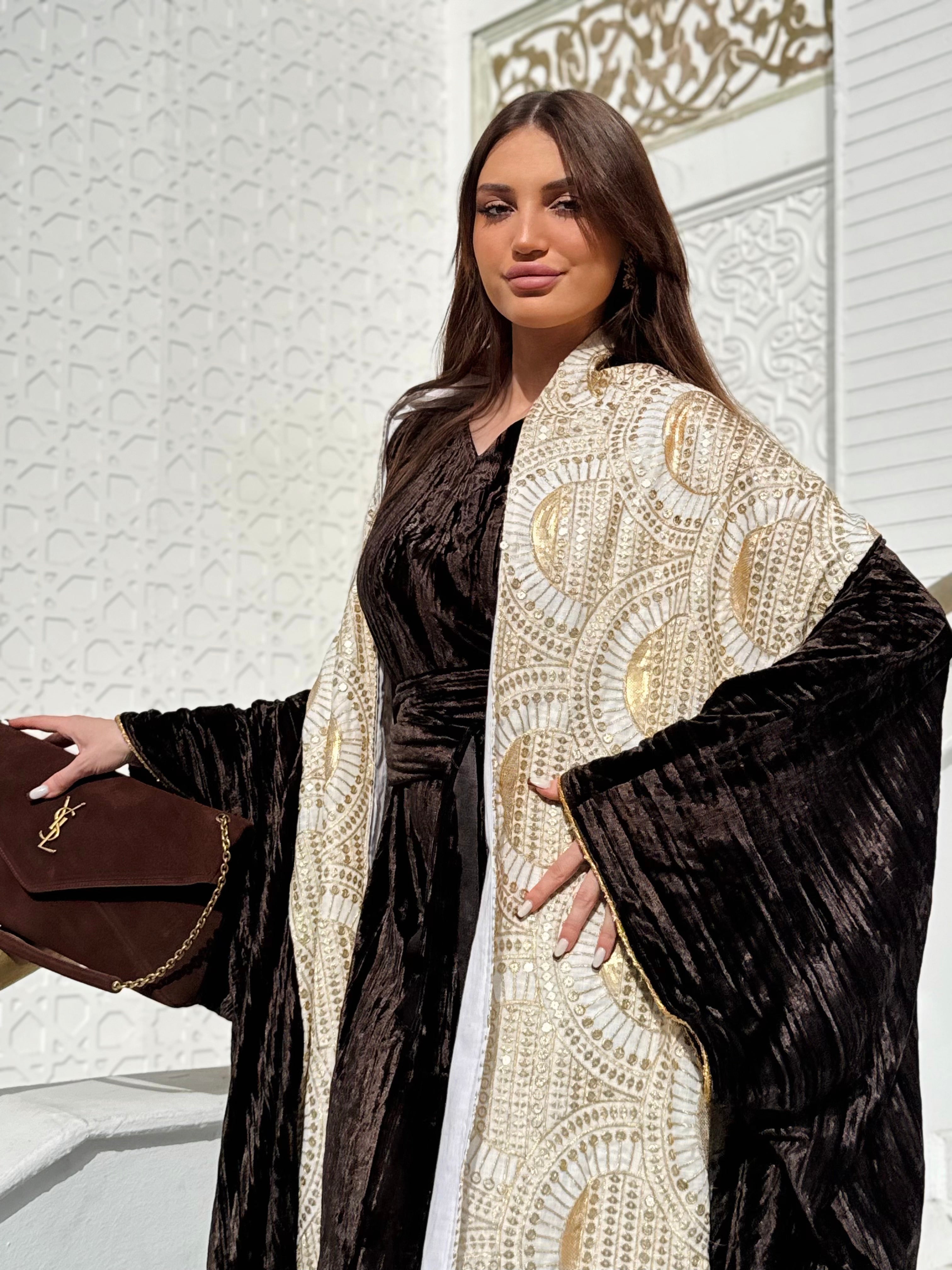 Gold Patterned Velvet Abaya